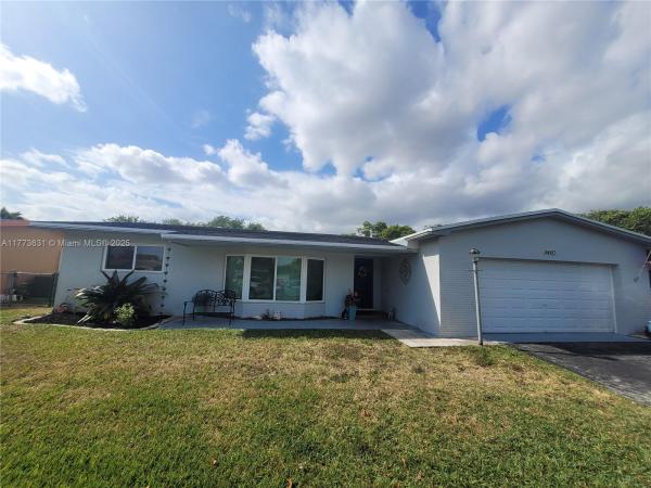 Pasadena Lakes, 9460 NW 3rd St, Pembroke Pines, Florida 33024, image 1