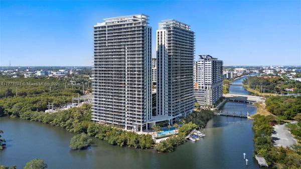 The Harbour South Tower, 16385 Biscayne Blvd #1019, North Miami Beach, Florida 33160, image 1