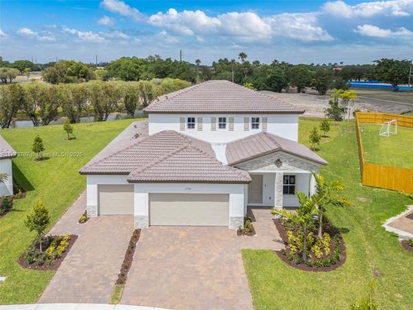 2700 SE 23rd Ave, Unincorporated Dade County, Florida 33035, image 1