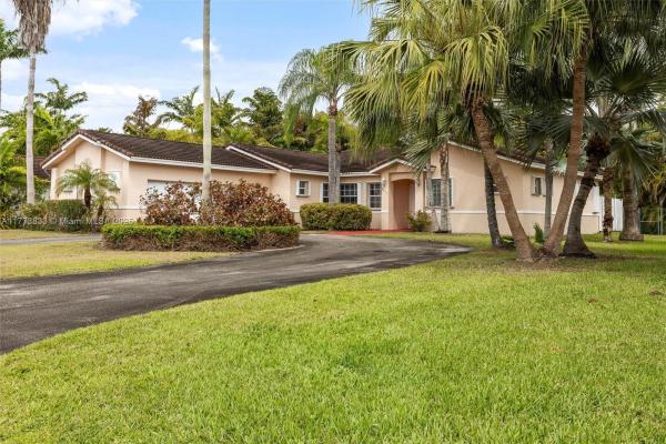 Mirelda Estates, 8411 SW 162nd Ter, Palmetto Bay, Florida 33157, image 1