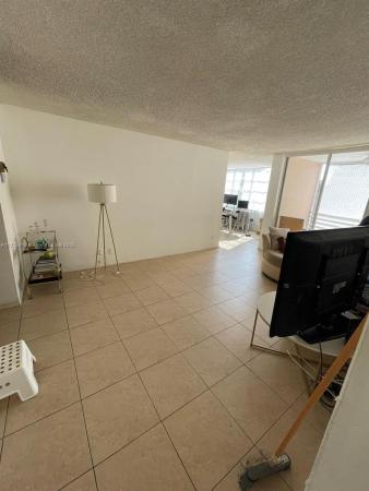 Live Oak Of Pine Island Ridge, 9460 Live Oak Pl #309, Davie, Florida 33324, image 1