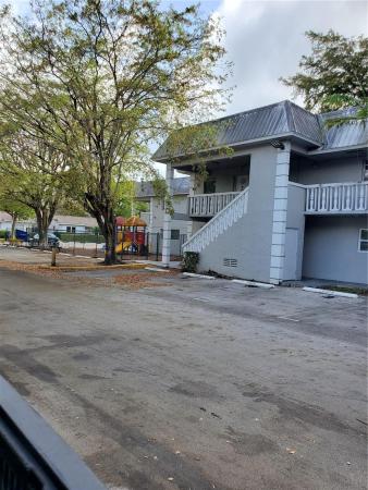 Village Homes & Condos At Palmetto Bay, 17255 SW 95th Ave #J125, Palmetto Bay, Florida 33157, image 1