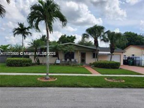 10990 SW 138th St, Unincorporated Dade County, Florida 33176, image 1