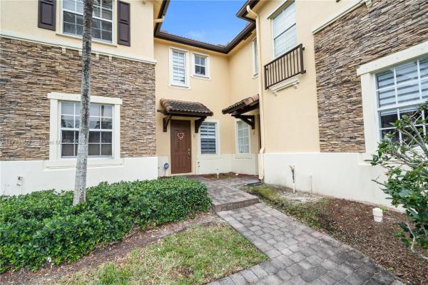The Shores At Isles Of Bayshore, 9165 SW 227th St #11, Cutler Bay, Florida 33190, image 1