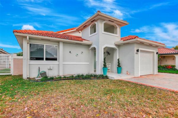 Alameda Northwest, 15122 NW 91st Ct, Miami Lakes, Florida 33018, image 1