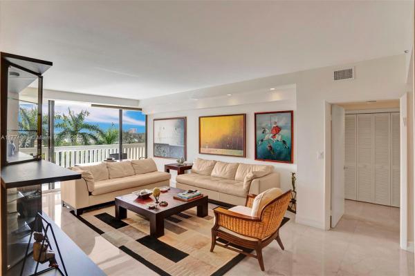 2000 Island Boulevard, 2000 Island Blvd #503, Aventura, Florida 33160, image 1