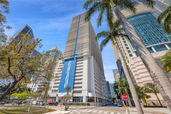 The Club At Brickell Bay, 1200 Brickell Bay Dr #1406, Miami, Florida 33131, image 1
