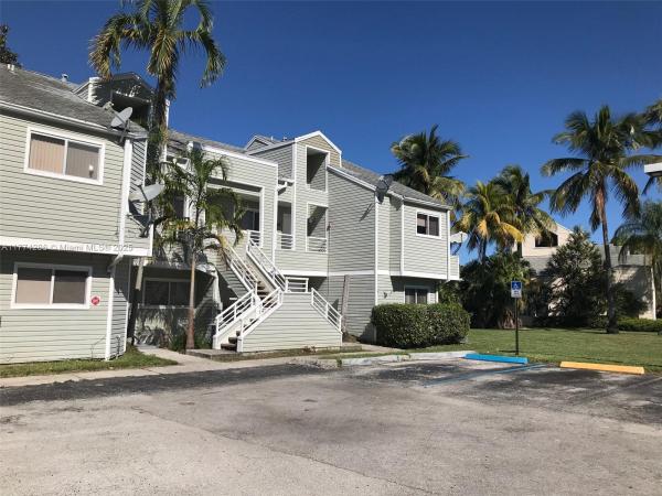 Summer Lake, 3401 NW 44th St #106, Oakland Park, Florida 33309, image 1