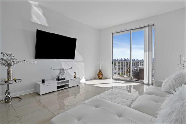 Hollywood Station, 140 S Dixie Hwy #1031, Hollywood, Florida 33020, image 1