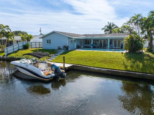 Plantation Isles, 5981 SW 14th St, Plantation, Florida 33317, image 1