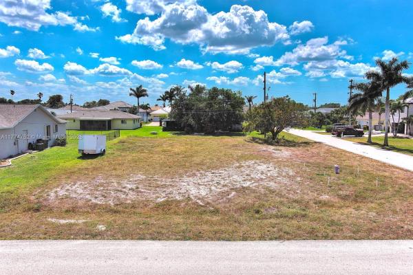 Cape Coral, 1802 SE 20th Ln, Cape Coral, Florida 33990, image 1