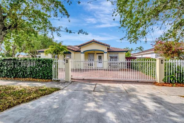 11318 SW 244th Ter, Unincorporated Dade County, Florida 33032, image 1