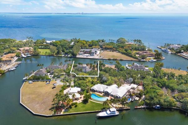 Gables Estates, 30 Leucadendra Dr, Coral Gables, Florida 33156, image 1