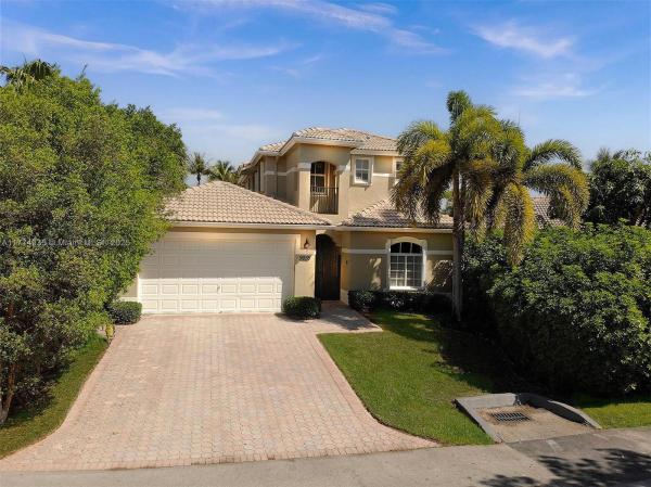 Karenero Falls, 9035 SW 160th Ter, Palmetto Bay, Florida 33157, image 1