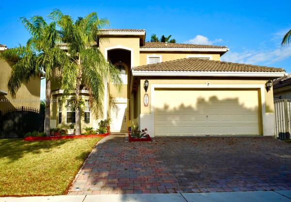 Pelican Bay At Old Cutler Lakes, 21053 SW 88th Pl, Cutler Bay, Florida 33189, image 1