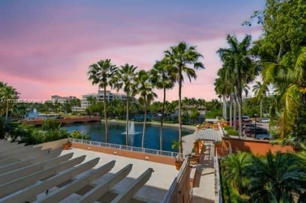 Lake Tower, 765 Crandon Blvd #202, Key Biscayne, Florida 33149, image 1