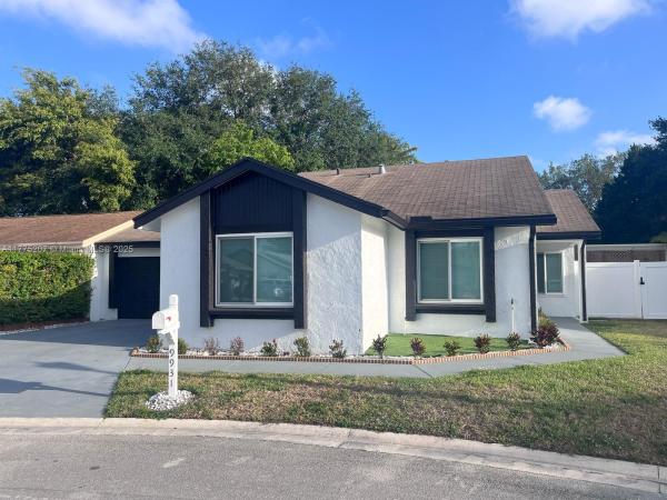 Rainberry Park, 9931 Pinellas Park Rd, Boca Raton, Florida 33428, image 1