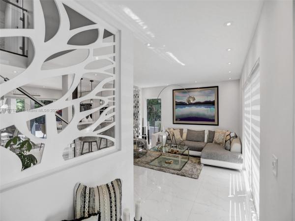 Bay Lure, 1273 NE 92nd St #1273, Miami Shores, Florida 33138, image 1