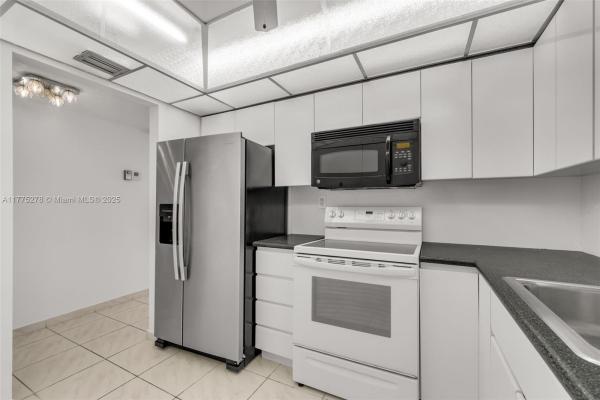 The Olympus Towers, 600 Three Islands Blvd #1207, Hallandale Beach, Florida 33009, image 1