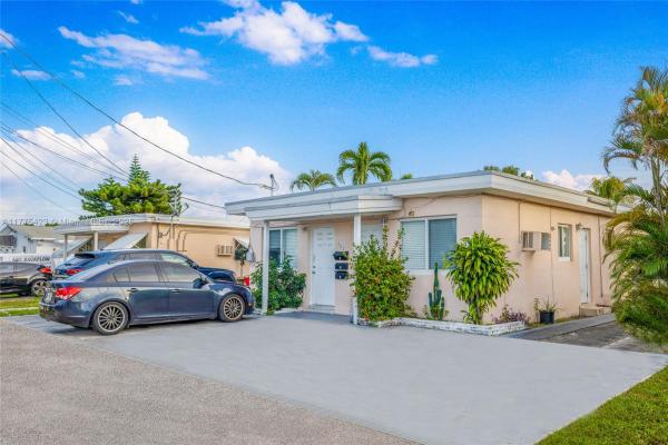Hollywood Pines Estates, 326 NE 6th St, Hallandale Beach, Florida 33009, image 1