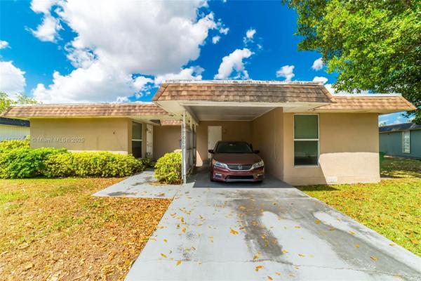 Vanguard Village 15, 7003 NW 63rd St, Tamarac, Florida 33321, image 1