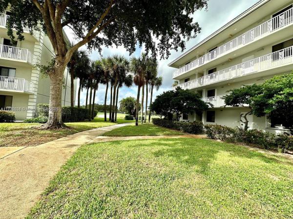 Whitehall Village, 2621 Village Blvd #102, West Palm Beach, Florida 33409, image 1