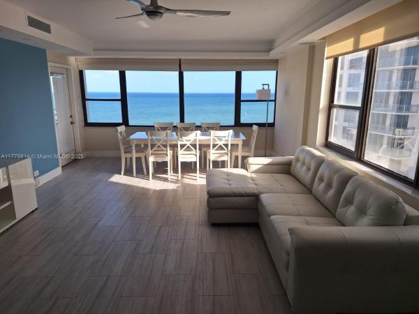 Hollywood, Florida 33019, image 1