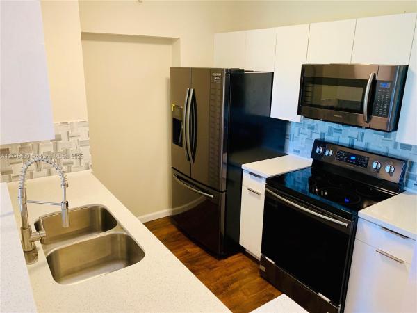 Regent Park At Young Circle, 1900 Van Buren St #320B, Hollywood, Florida 33020, image 1