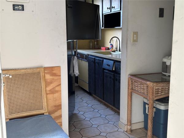 Princeton, 1701 Washington St #404, Hollywood, Florida 33020, image 3
