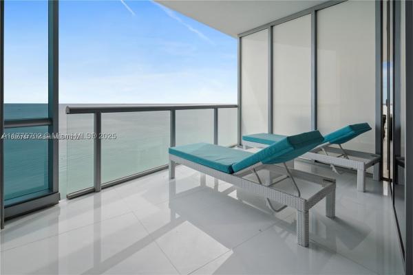 Jade Ocean, 17121 Collins Ave #1703, Sunny Isles Beach, Florida 33160, image 2