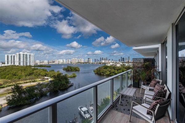 The Harbour North Tower, 16385 Biscayne Blvd #905, North Miami Beach, Florida 33160, image 1