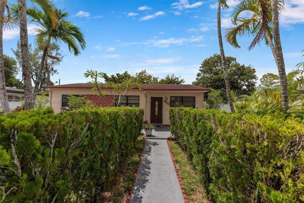 Opa-Locka Residential, 810 West Dr, Opa-Locka, Florida 33054, image 2