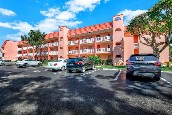 Sunrise Lakes 3, 9621 Sunrise Lakes Blvd #203, Sunrise, Florida 33322, image 1