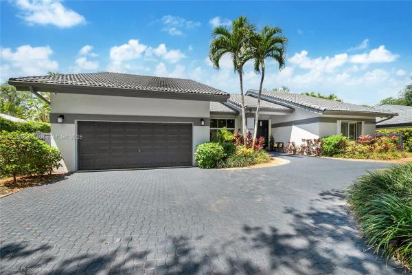 Dadeland Forest Estates, 9030 SW 92nd Ct, Kendall, Florida 33176, image 3