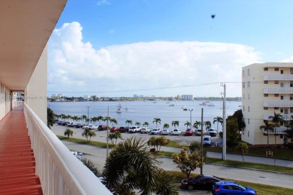 Point East, 2903 Point East Dr #K411, Aventura, Florida 33160, image 3