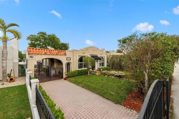 Holleman Park, 411 SW 22nd Rd, Miami, Florida 33129, image 1