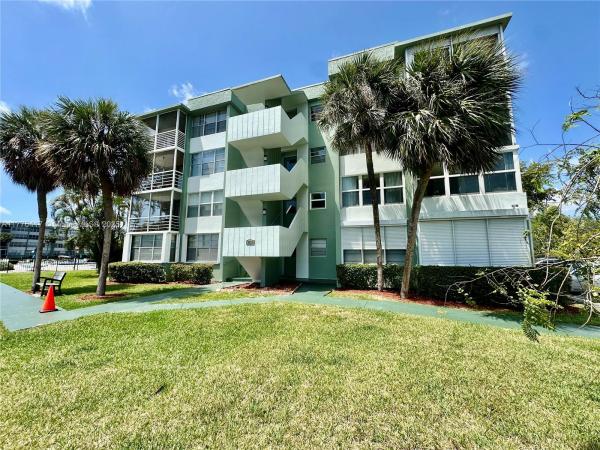 Watergate, 2731 Taft St #106, Hollywood, Florida 33020, image 1