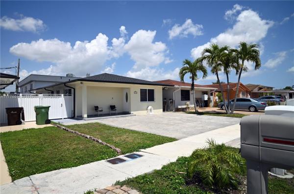 Las Villas, 1417 W 40th St, Hialeah, Florida 33012, image 1