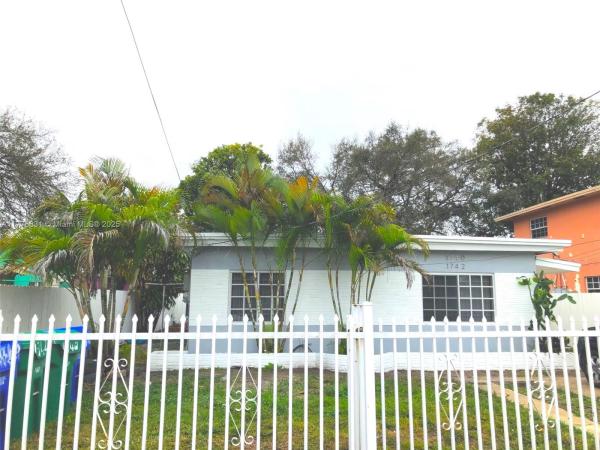 Allapattah School, 1740 NW 41st St, Miami, Florida 33142, image 1