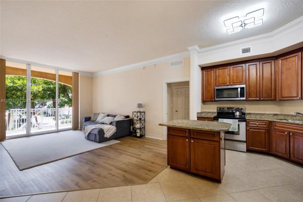 Alaqua, 3001 NE 185th St #219, Aventura, Florida 33180, image 1