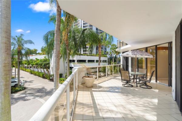 Portsview At Waterways, 3610 Yacht Club Dr #213, Aventura, Florida 33180, image 3