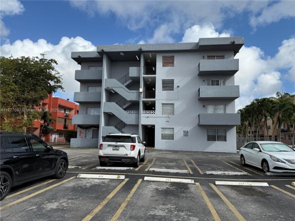 495 NW 72 Ave #305, Unincorporated Dade County, Florida 33126, image 1