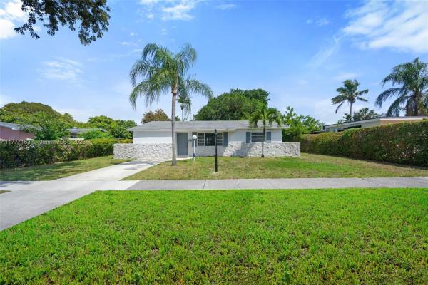 Monticello Park, 1141 NE 166th St, North Miami Beach, Florida 33162, image 1