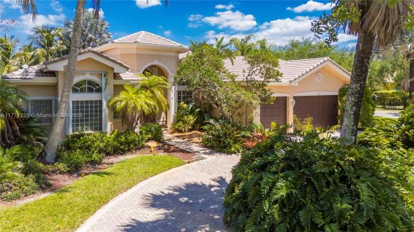 Long Lake Ranches, 3432 Dovecote Meadow Ln, Davie, Florida 33328, image 1