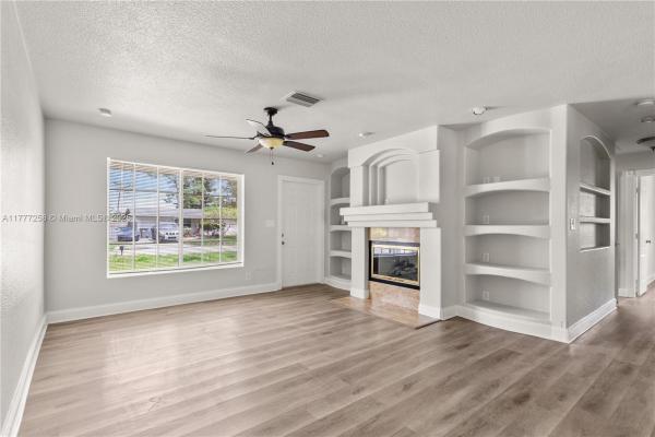 Lake Belvedere Estates, 813 Sarazen Dr, West Palm Beach, Florida 33413, image 2