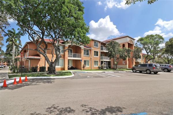The Courtyards At Davie, 6952 SW 39th St #C302, Davie, Florida 33314, image 1