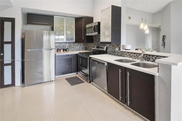 The Courtyards At Davie, 6952 SW 39th St #302C, Davie, Florida 33314, image 3