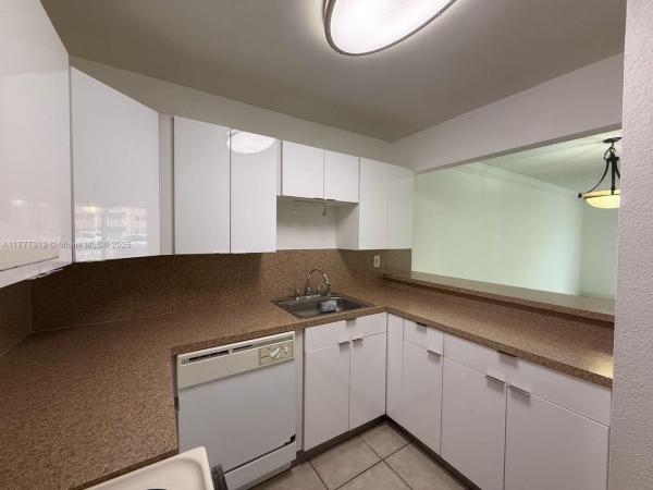 Coral Gate West, 7000 NW 186th St #4-114, Country Club, Florida 33015, image 1