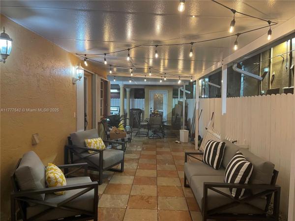Hialeah, Florida 33016, image 1