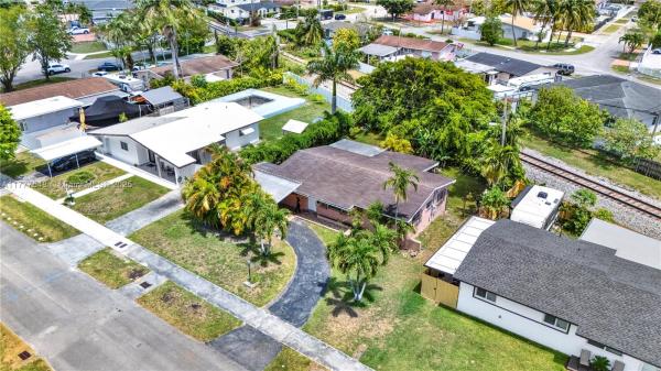 1635 SW 71st Pl, Coral Terrace, Florida 33155, image 3